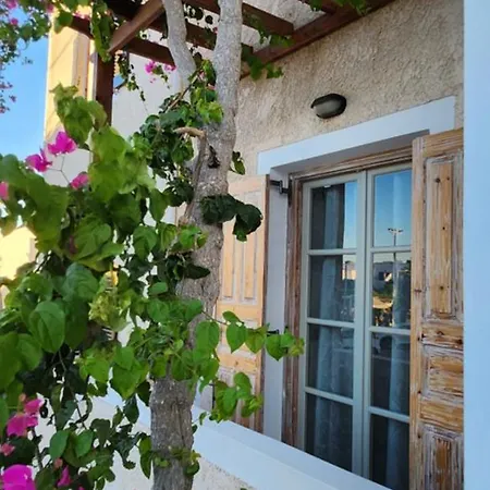 Casa Kairis Premium Apartment Kamari (Santorini)
